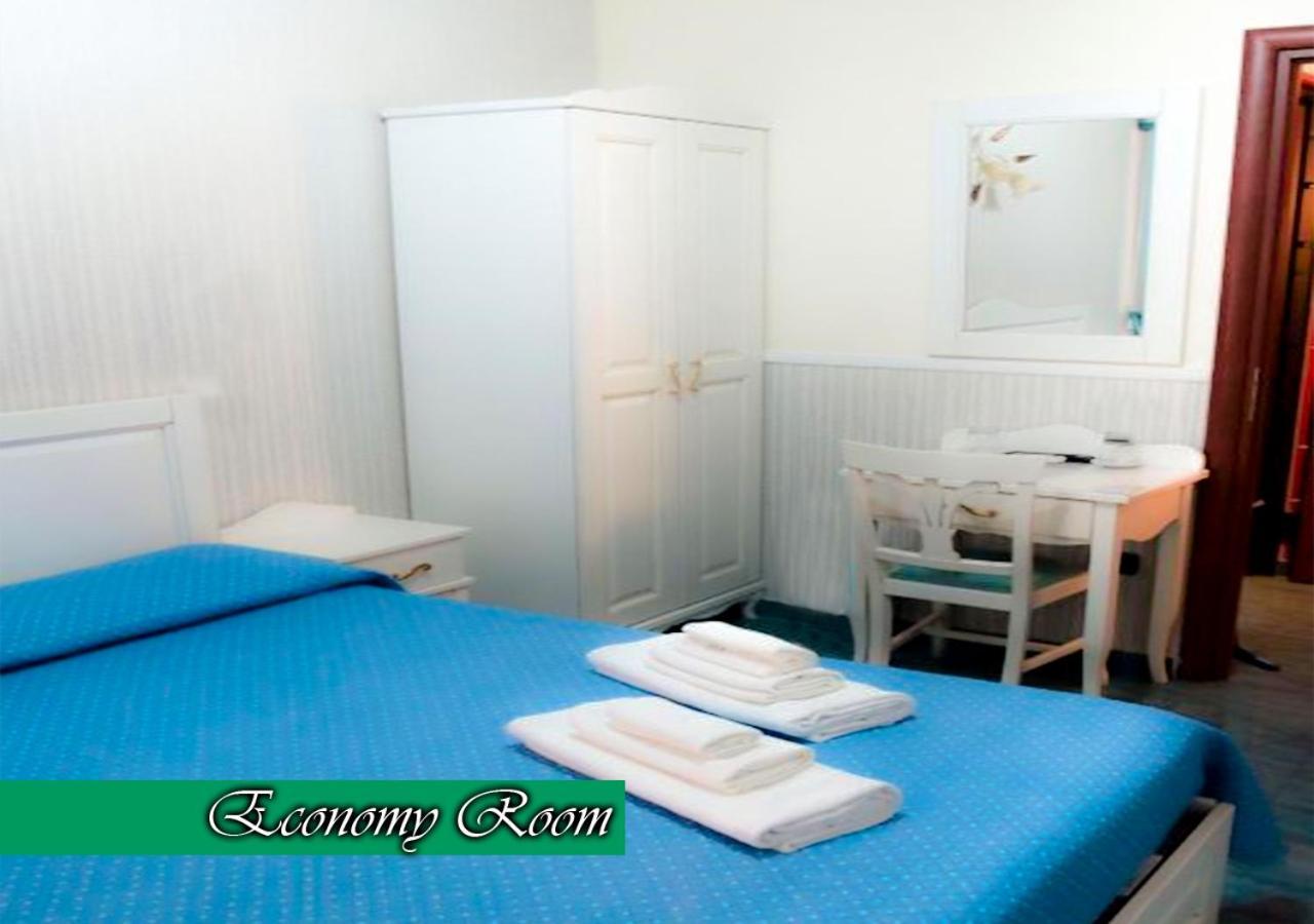 Bed & Breakfast Medea Nápoles Exterior foto